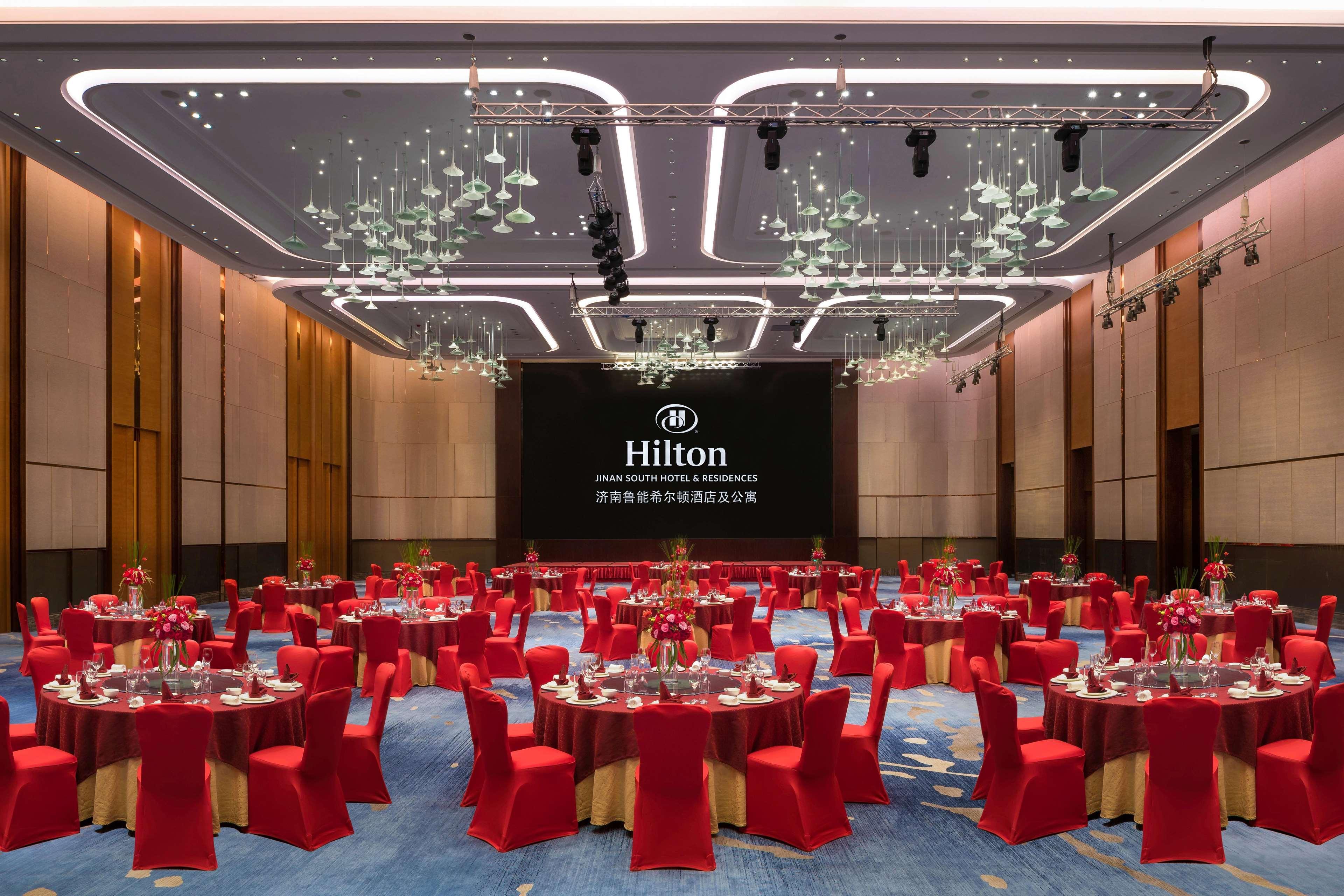 Hilton Jinan South Hotel & Residences Exterior photo