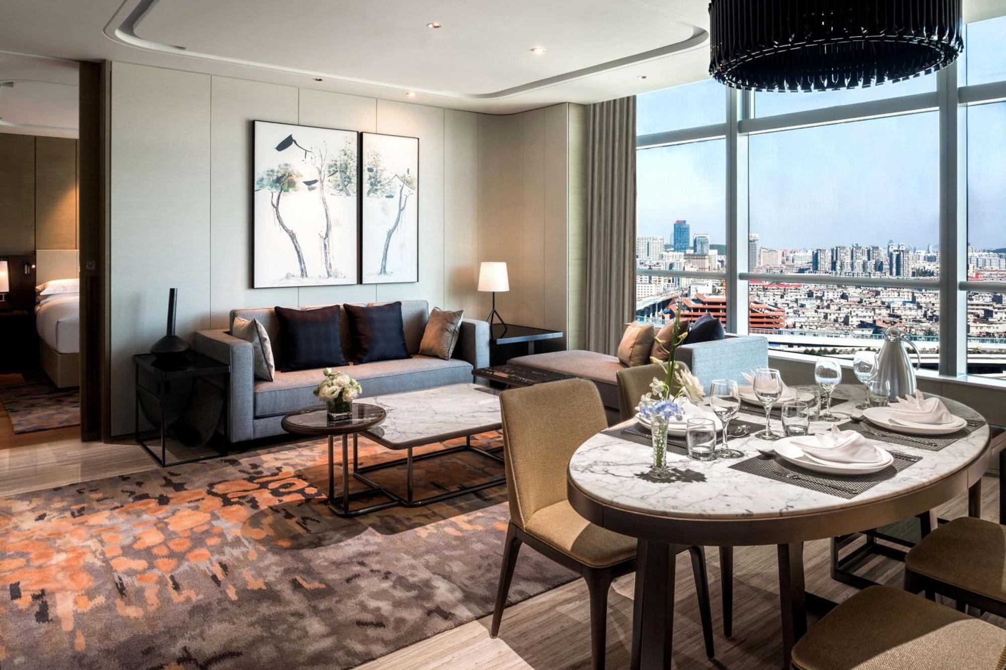 Hilton Jinan South Hotel & Residences Exterior photo